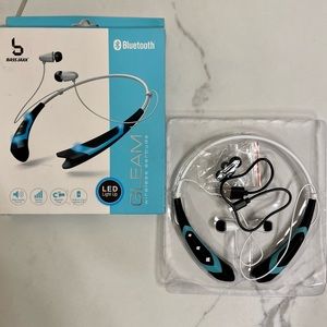 BLUETOOTH WIRELESS EARBUDS - NEW